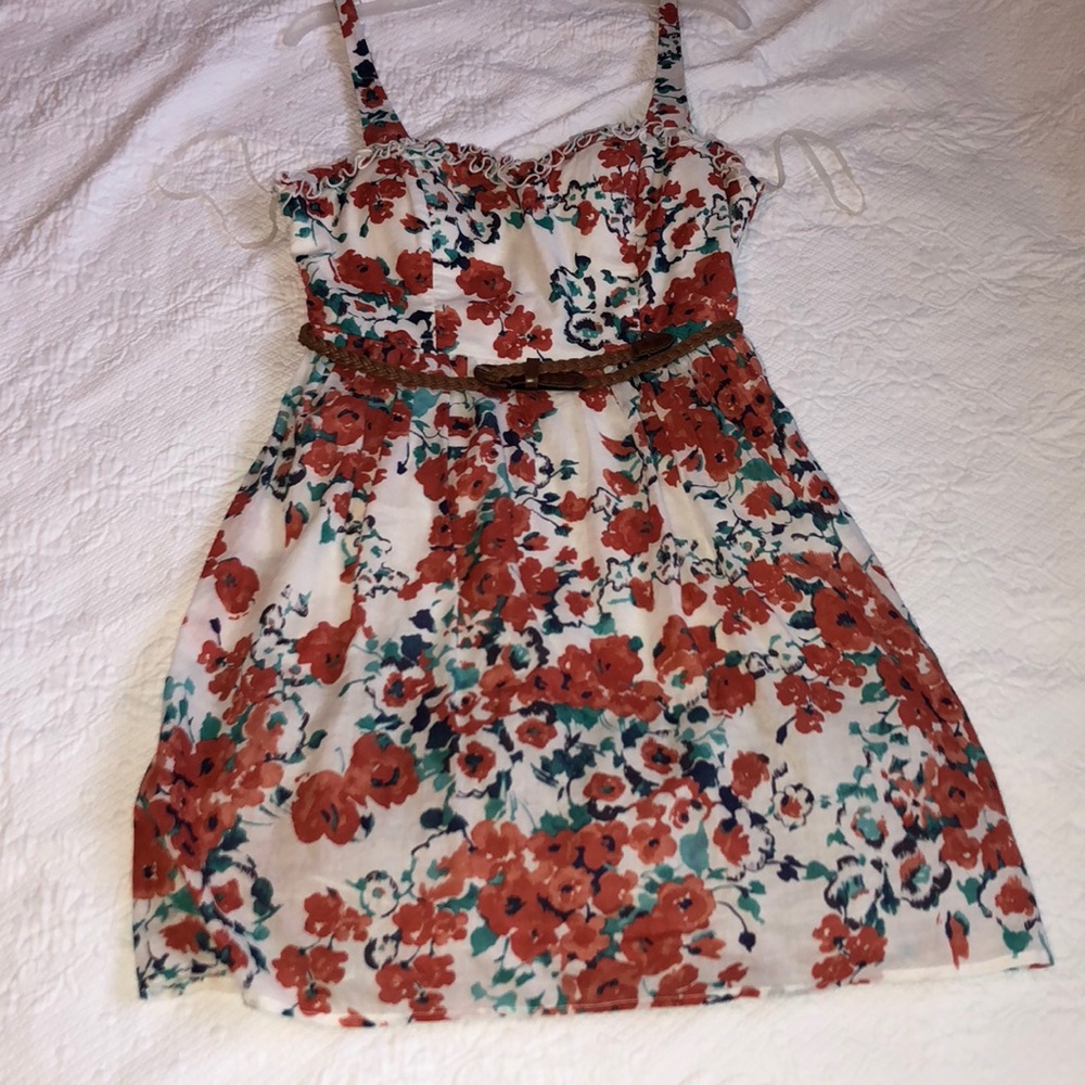 Gorgeous Women’s Summer Flowing Dress Size 5